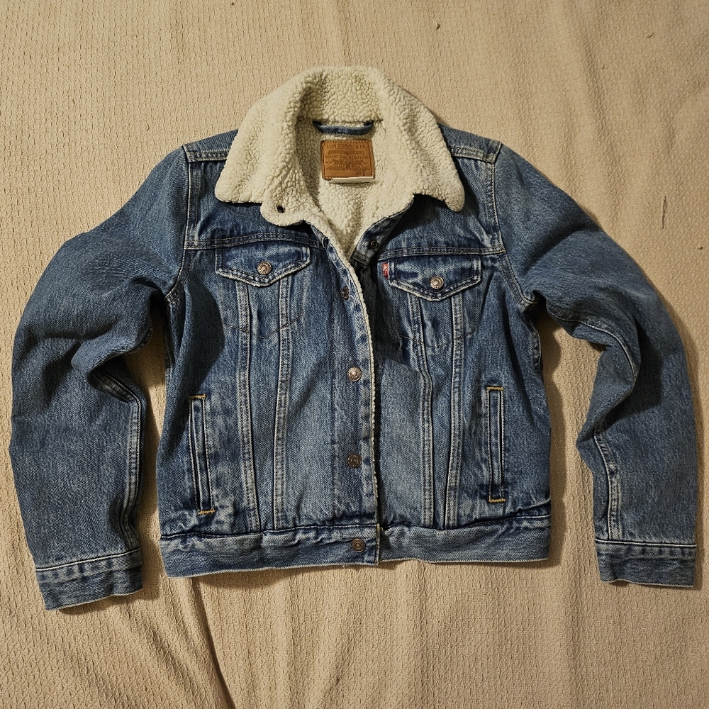 Levi's Blue Jean Jacket with Sherpa Lining Small S